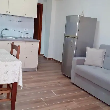 Maria Kasimi Apartamento Vlorë